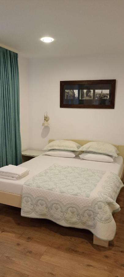 Theo House Διαμέρισμα Σίμπιου Εξωτερικό φωτογραφία